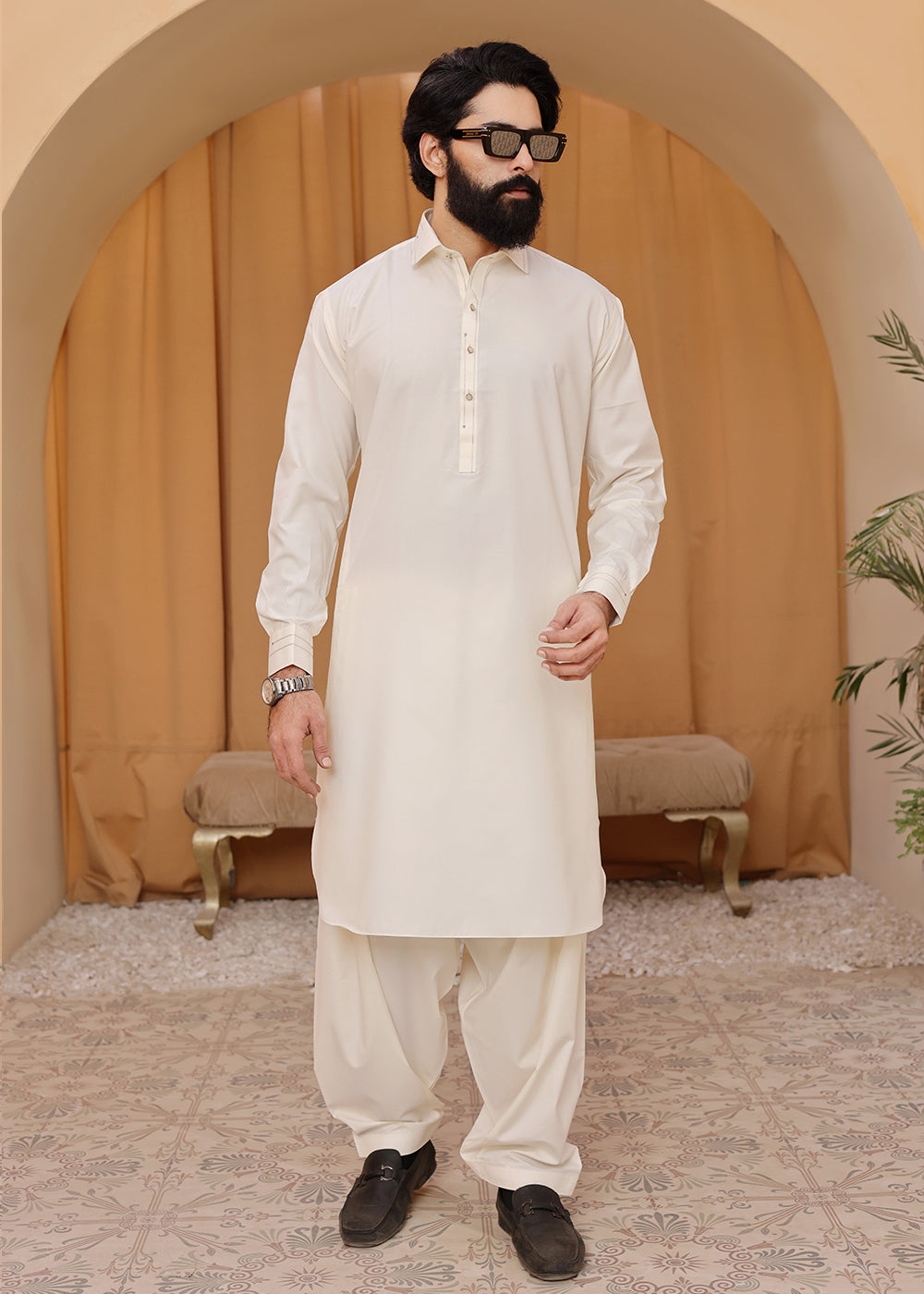 CREAM KAMEEZ SHALWAR