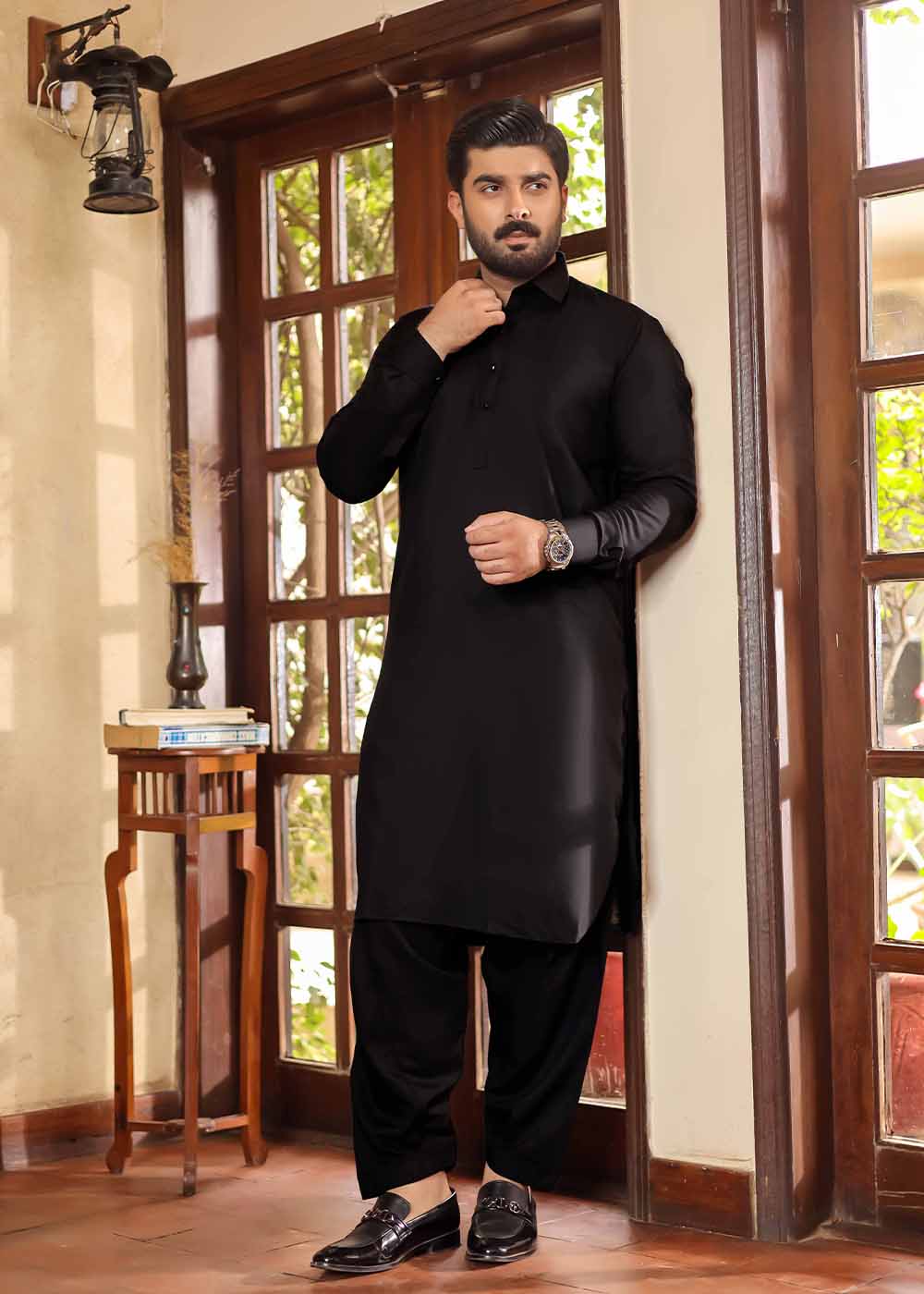 BLACK-KAMEEZ-SHALWAR
