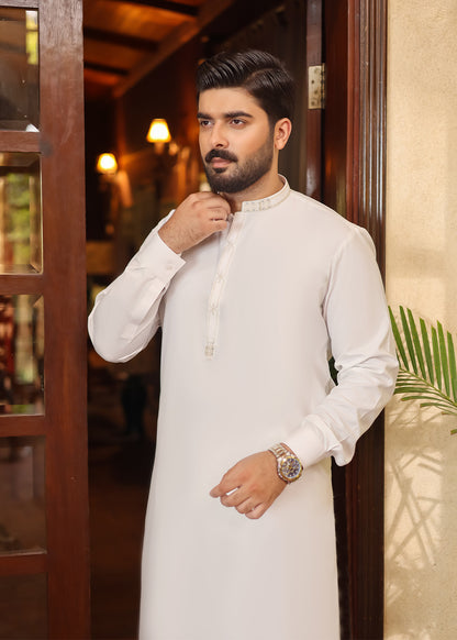 OFF-WHITE-SELF-EXCLUSIVE-KURTA-SHALWAR(C1)