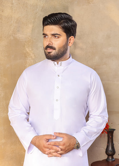 WHITE-JUBBA