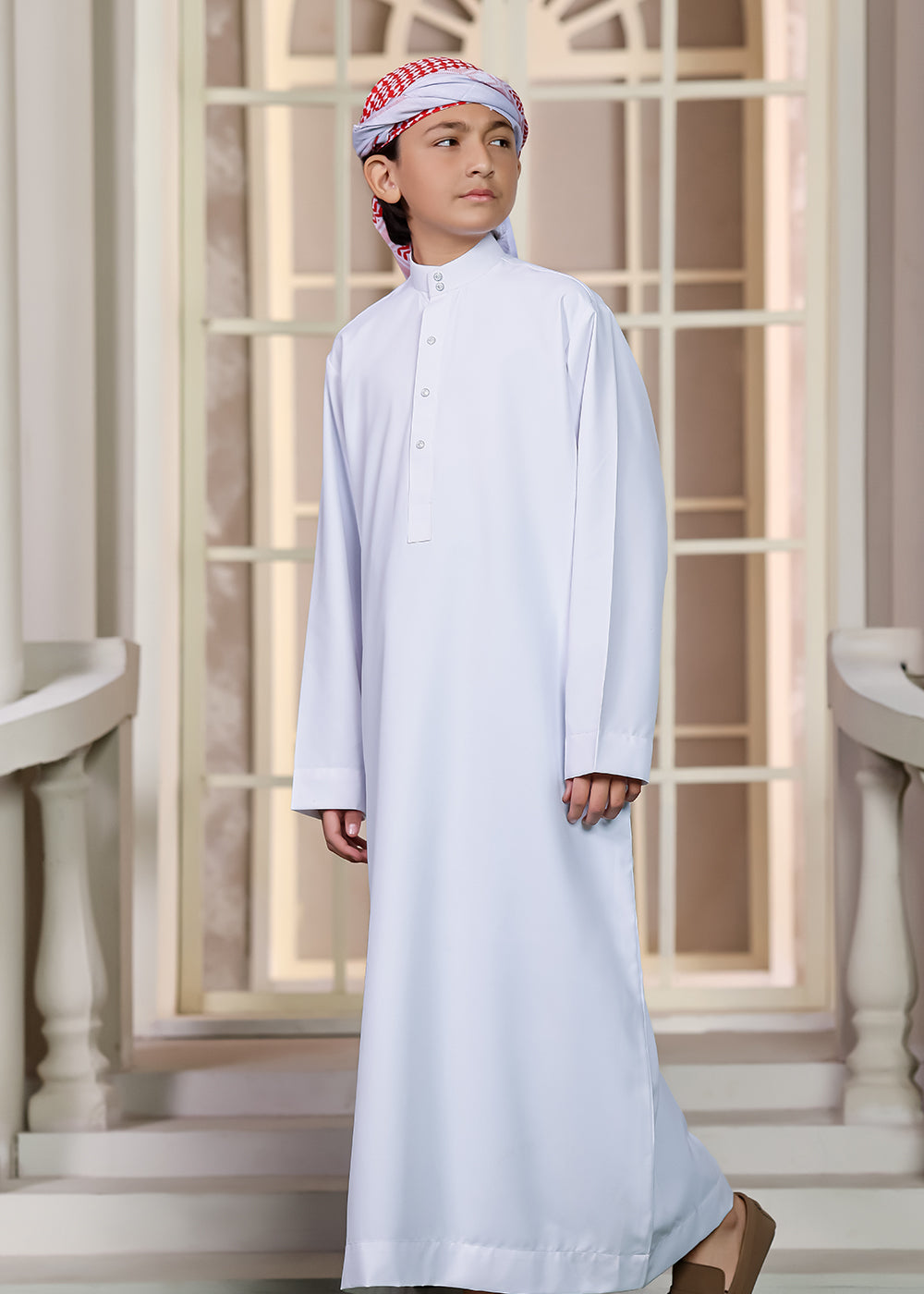WHITE-JUBBA