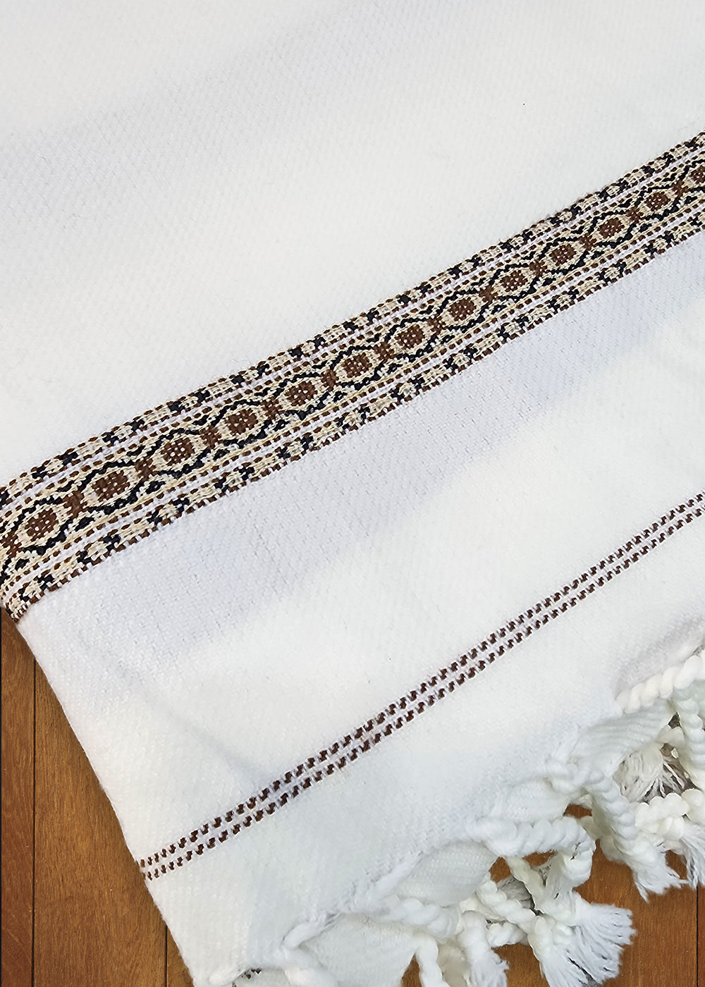 PESHAWARI SHAWL WHITE