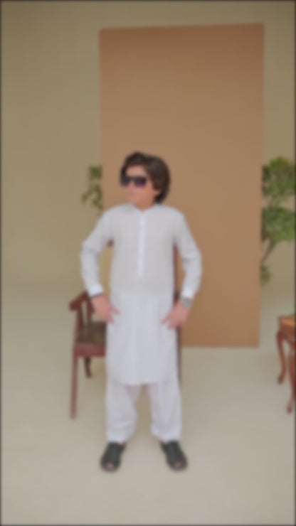 WHITE KURTA SHALWAR