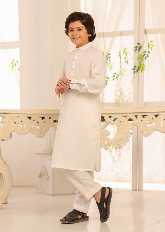 OFF WHITE KURTA PAJAMA