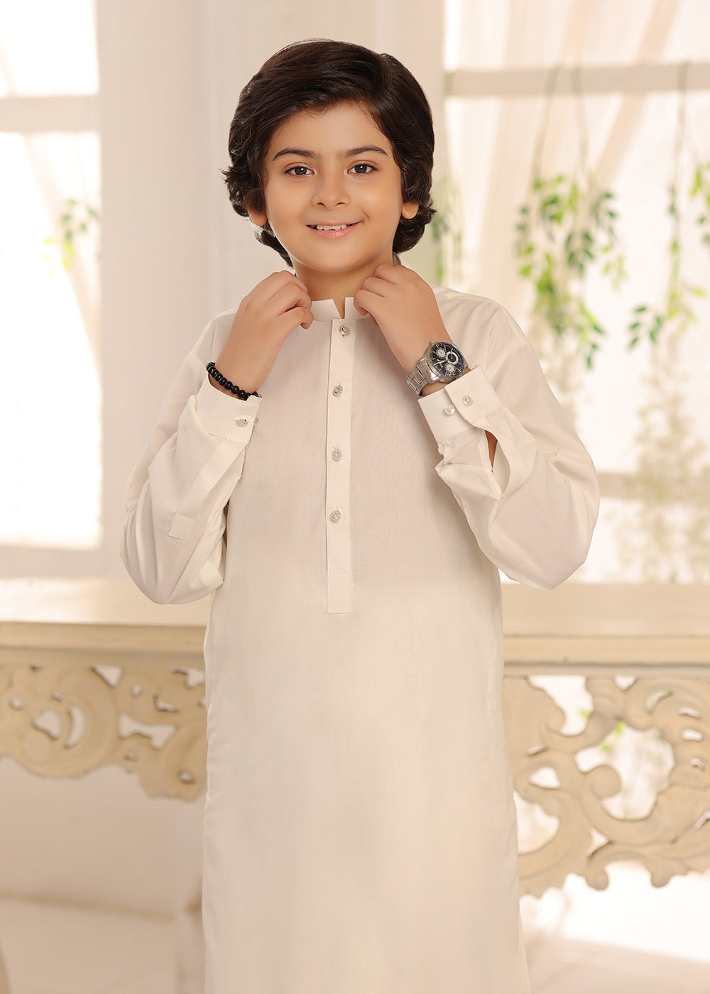 OFF WHITE KURTA PAJAMA