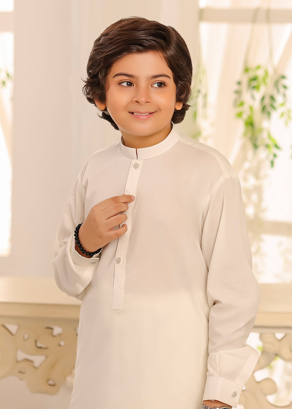 OFF WHITE KURTA PAJAMA